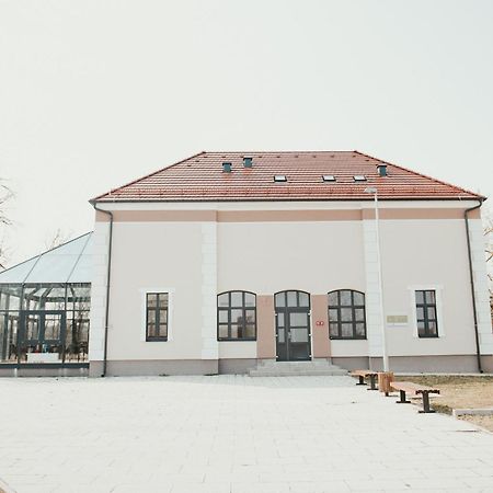 Hotel Kurija Jankovic Lukač エクステリア 写真