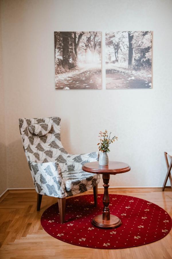 Hotel Kurija Jankovic Lukač エクステリア 写真