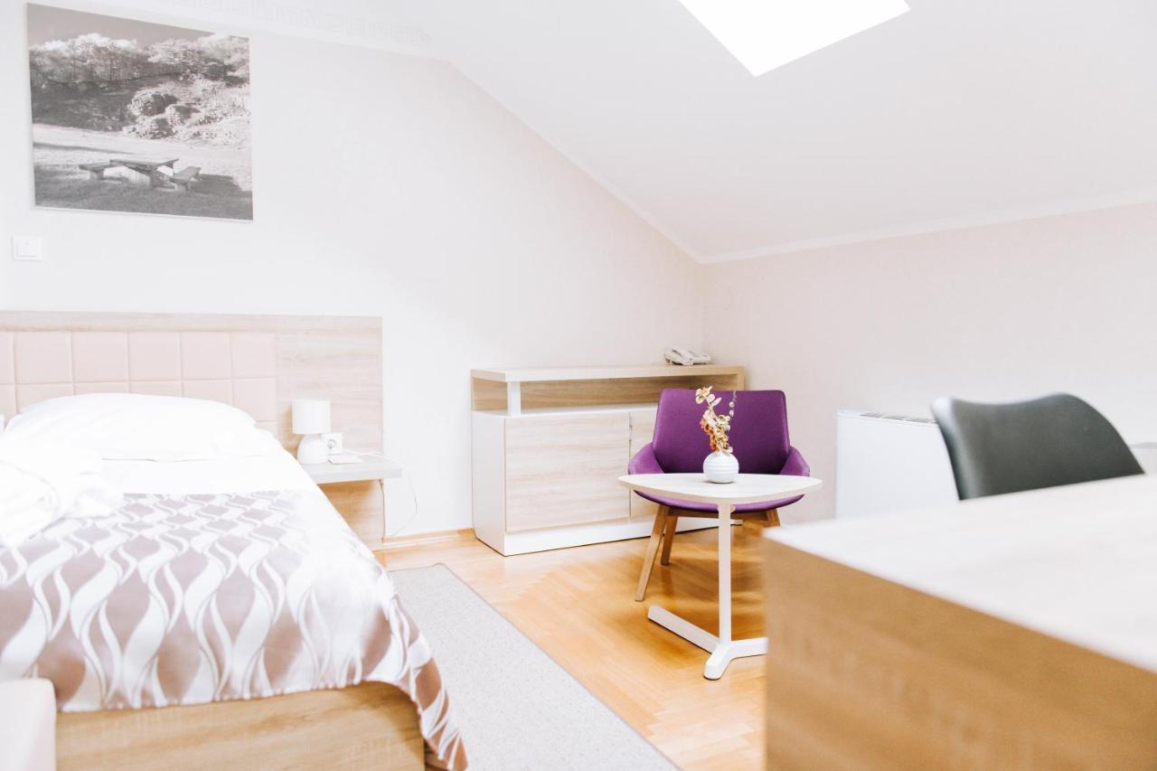 Hotel Kurija Jankovic Lukač エクステリア 写真