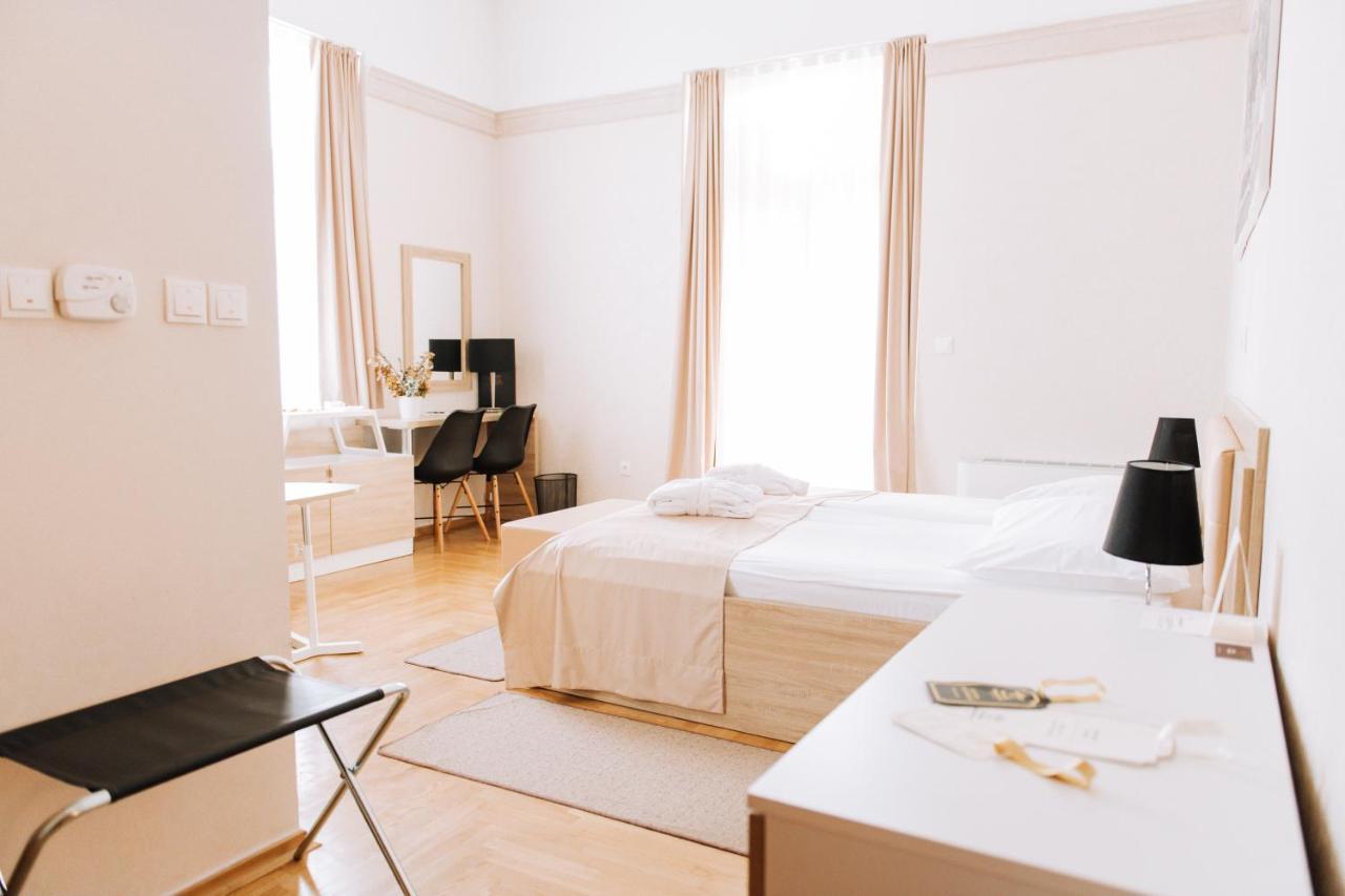 Hotel Kurija Jankovic Lukač エクステリア 写真
