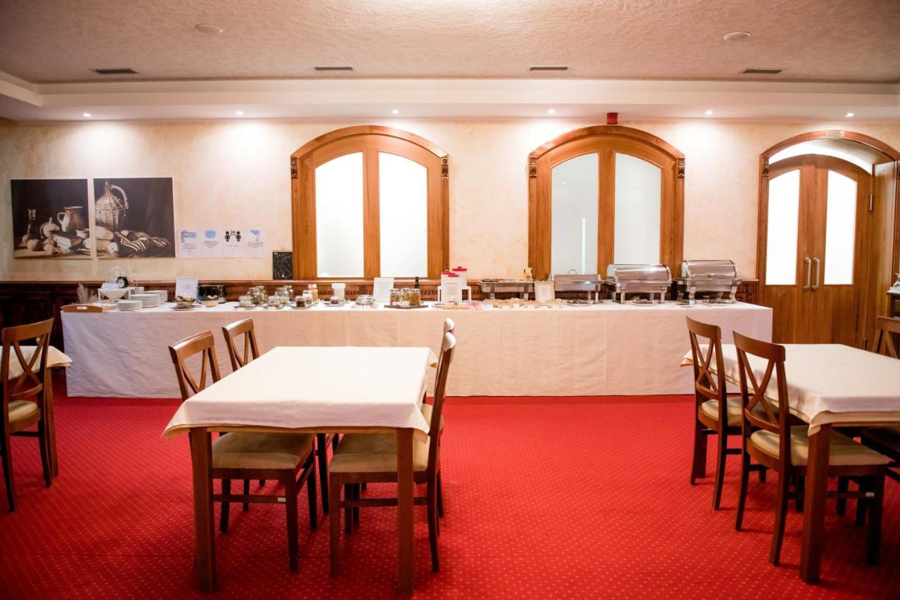 Hotel Kurija Jankovic Lukač エクステリア 写真