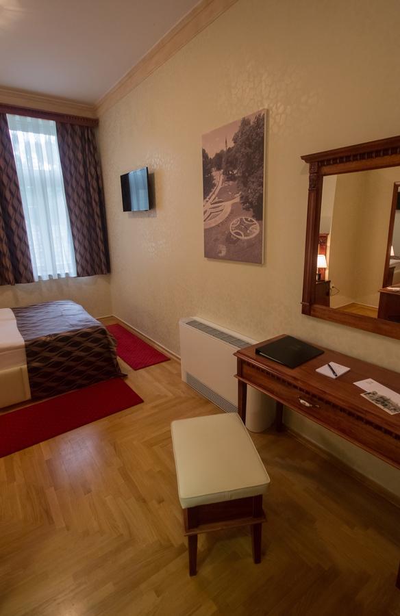 Hotel Kurija Jankovic Lukač エクステリア 写真