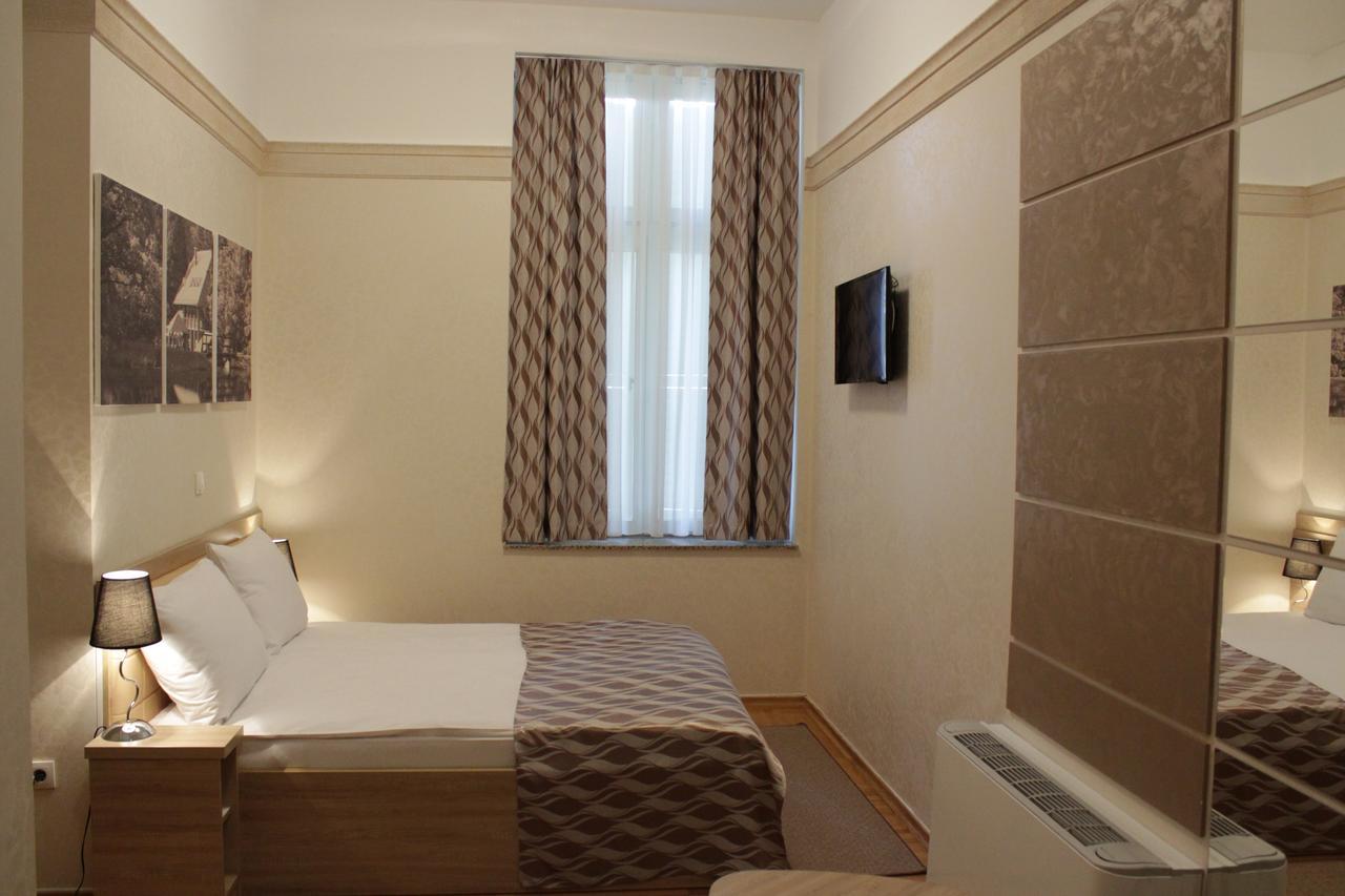 Hotel Kurija Jankovic Lukač エクステリア 写真